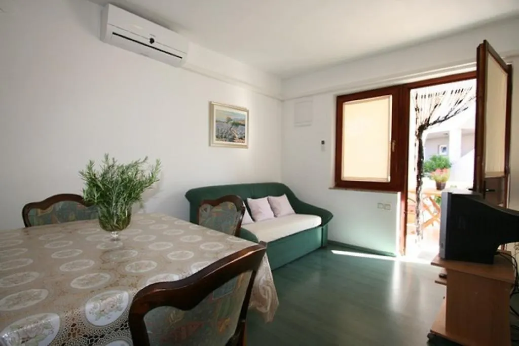 Apartment Ruzmarin Silo  Silo (Krk)