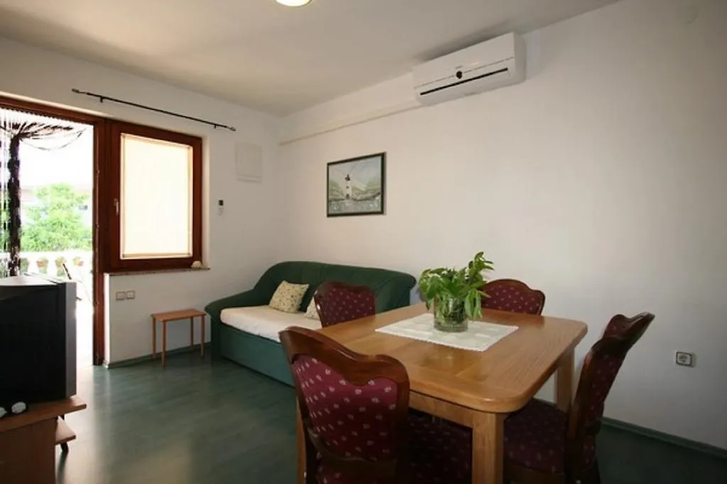 Apartment Ruzmarin Silo