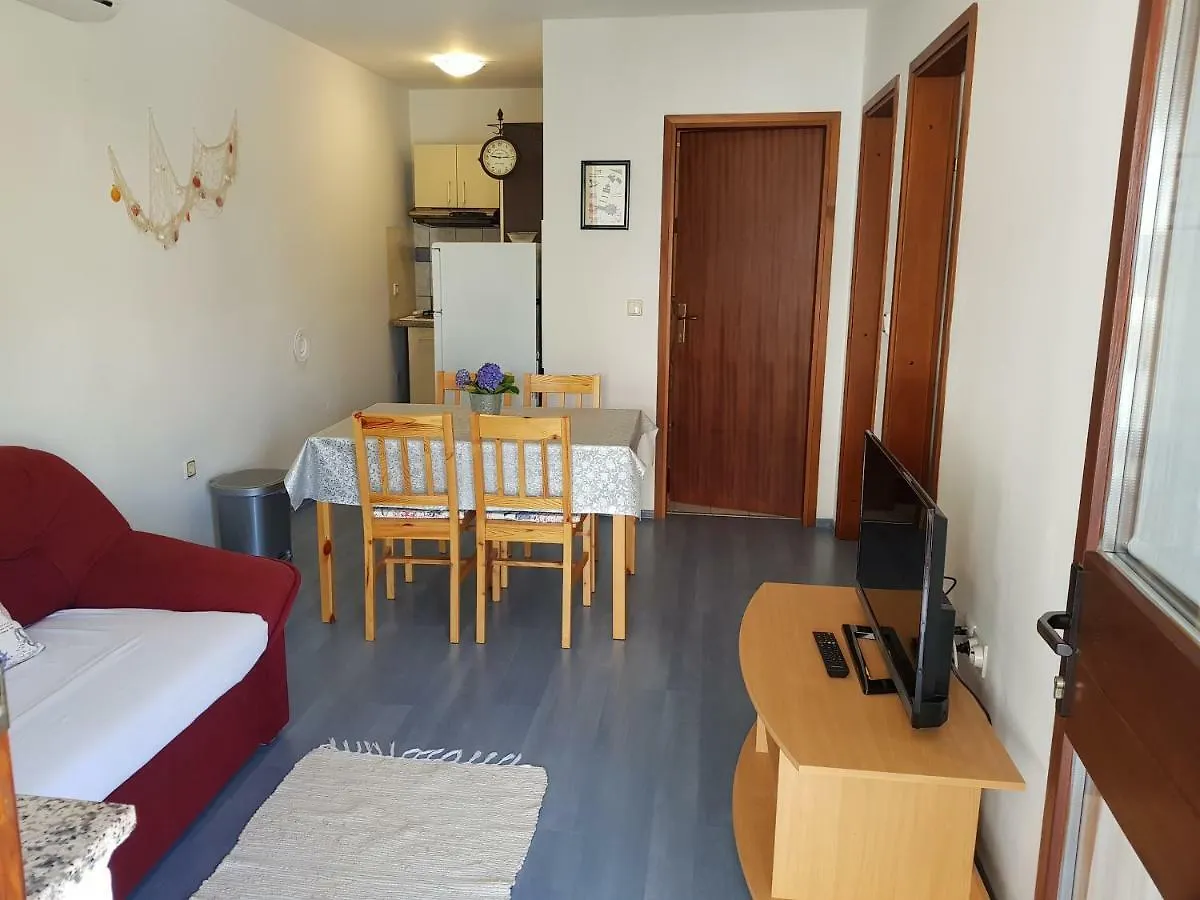 Apartment Ruzmarin Silo  Croatia