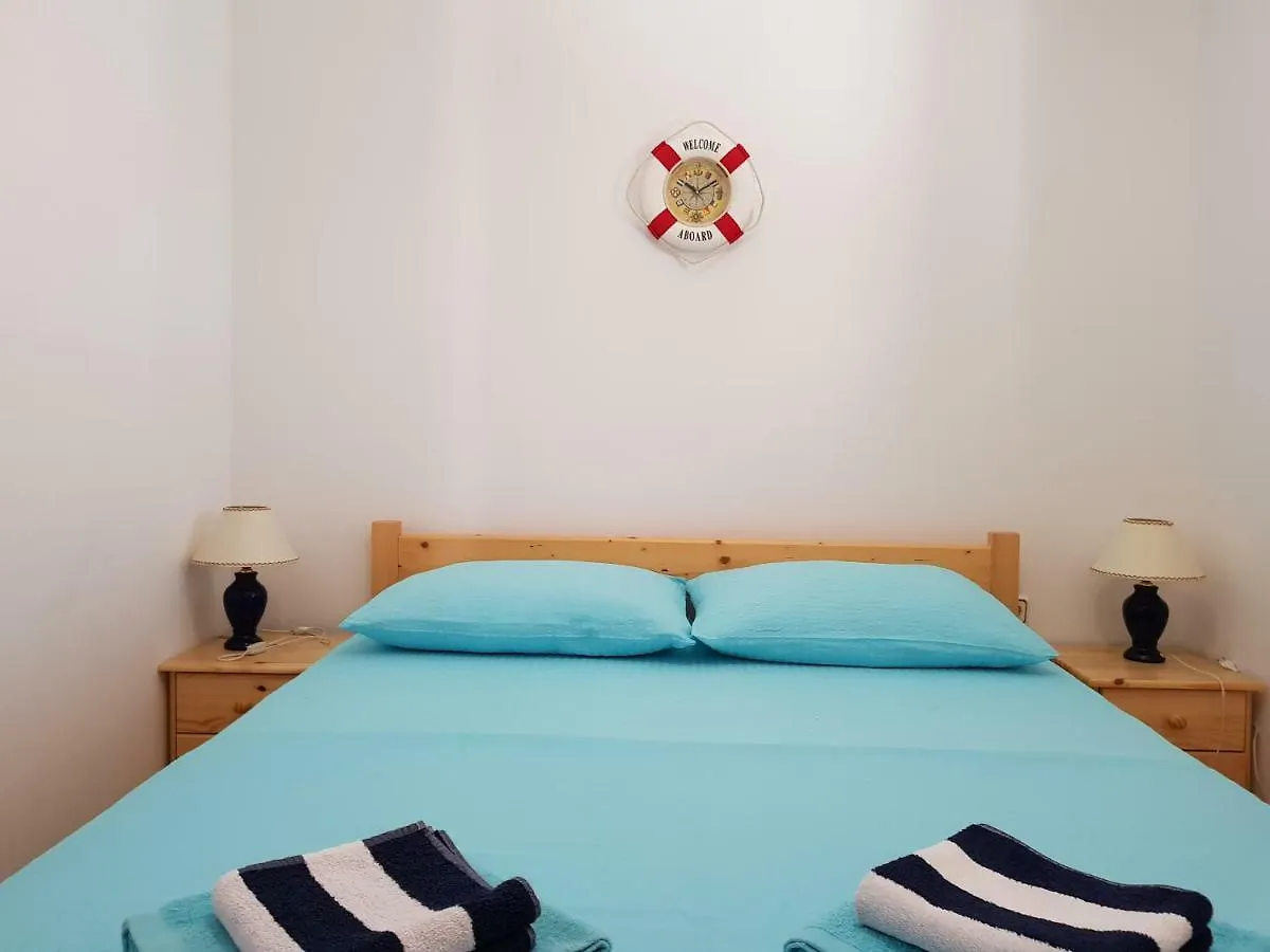 Apartment Ruzmarin Silo  0*, Silo (Krk) Croatia